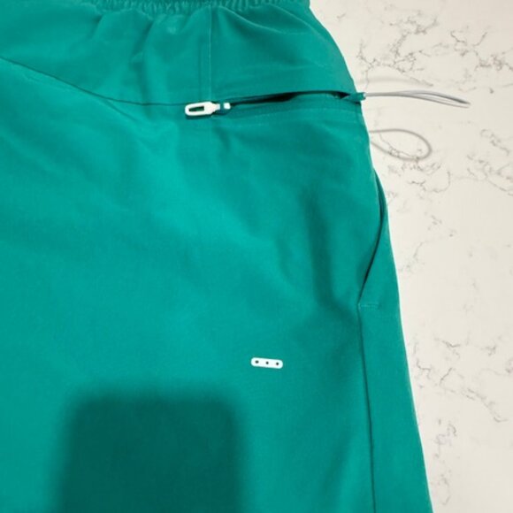 lululemon Men’s Swim Shorts Green Size M Lined Drawstring - Picture 3 of 4